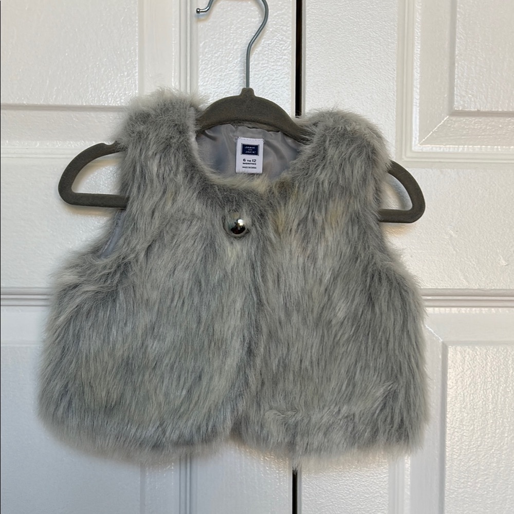 Janie and Jack faux Fur Baby Vest Size 6 to 12 Months